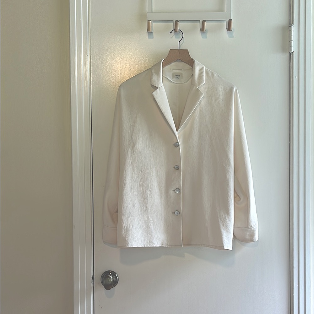 Aritzia: Wilfred Original ‘Freeform’ Shirt